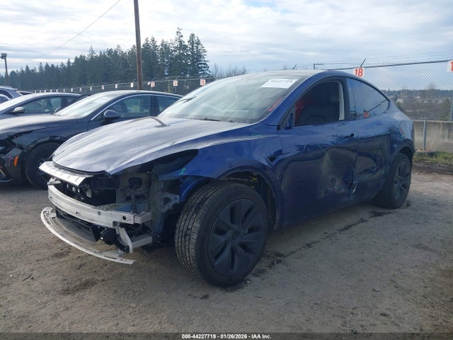 2025 TESLA MODEL Y 7SAYGDED2SF229630 Photo 1
