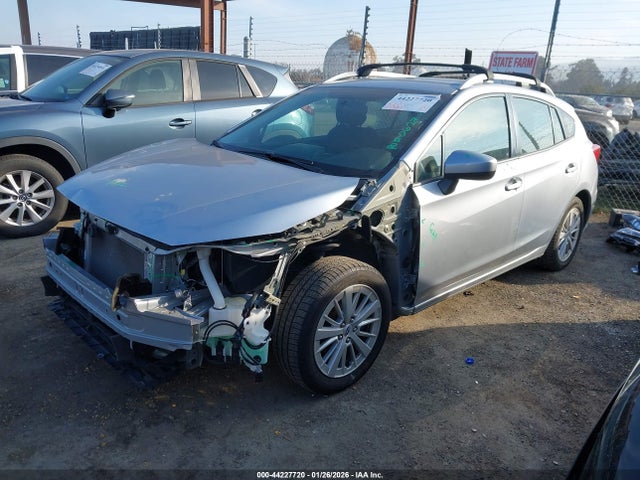 Subaru Impreza 2.0i Premium 2017 4S3GTAB61H3735299 Image 2