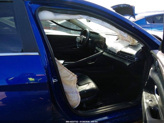 2023 HYUNDAI ELANTRA HYBRID KMHLN4AJ7PU055489 Photo 4