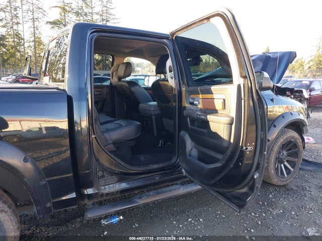 1C6RR7LM8JS356407 RAM 1500 Slt