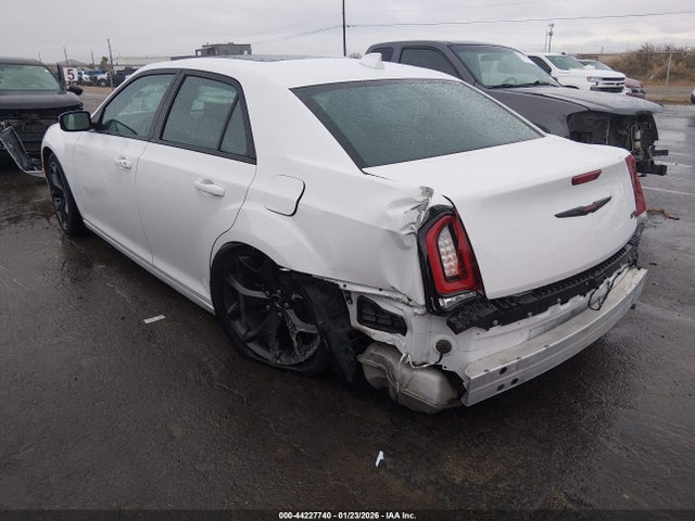 2021 Chrysler 300 300s მანქანა იყიდება აუქციონზე, vin: 2C3CCABG3MH541375, აუქციონის ნომერი: 44227740