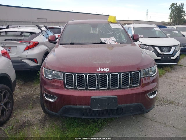 1C4RJEAGXJC412357 Jeep Grand Cherokee Laredo E 4x2