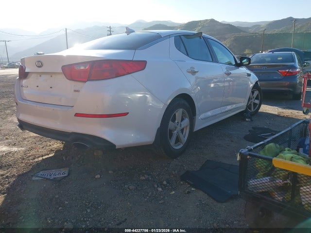 KIA Optima Lx 2015 KNAGM4A71F5608981 Image 4