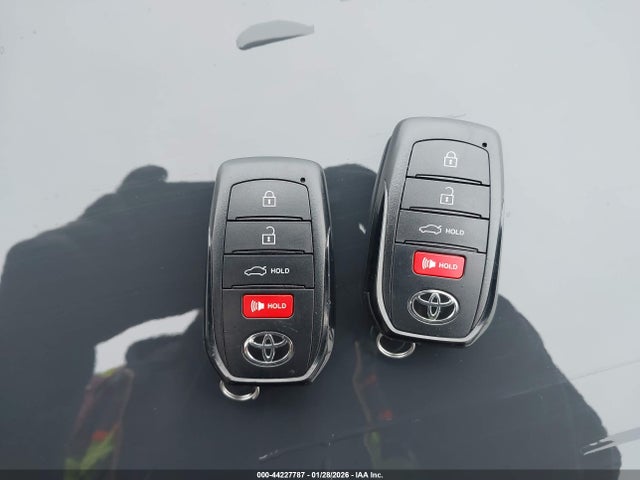 4T1DBADK1SU029172 Toyota CAMRY LE
