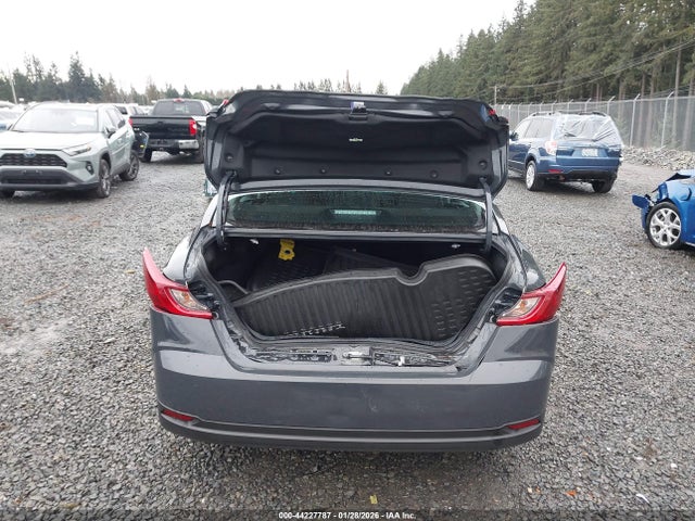 4T1DBADK1SU029172 Toyota CAMRY LE
