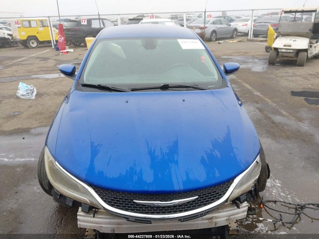 2015 Chrysler 200 Limited მანქანა იყიდება აუქციონზე, vin: 1C3CCCAB6FN537476, აუქციონის ნომერი: 44227809