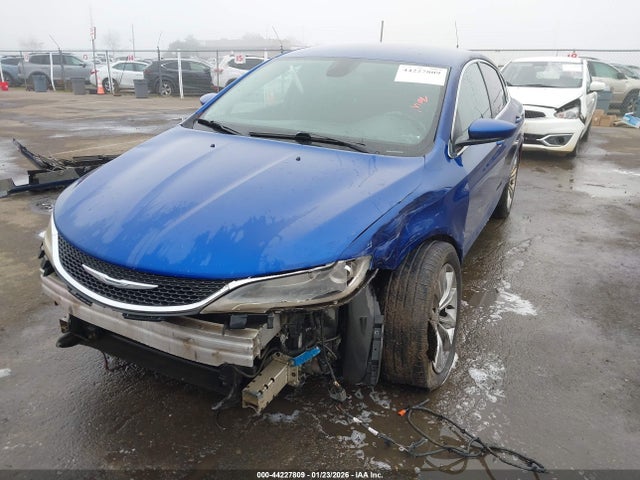 2015 Chrysler 200 Limited მანქანა იყიდება აუქციონზე, vin: 1C3CCCAB6FN537476, აუქციონის ნომერი: 44227809