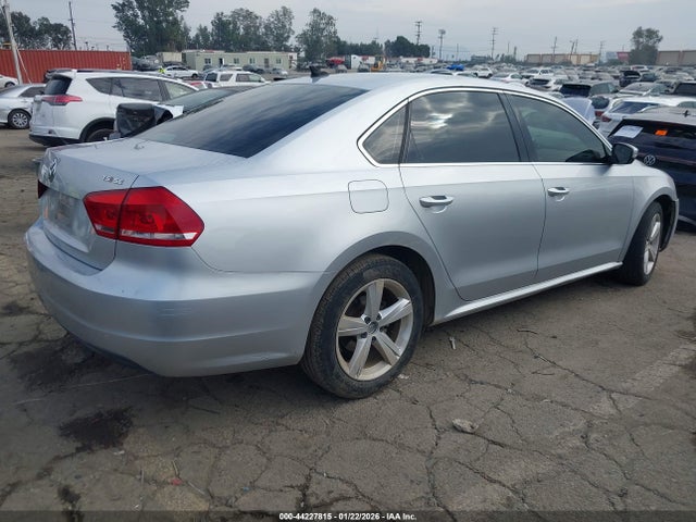 Volkswagen Passat 1.8t Se 2015 1VWBT7A38FC047251 Image 4