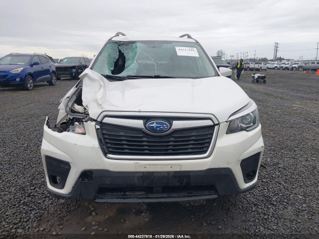 JF2SKAJC3LH534943 Subaru Forester Premium