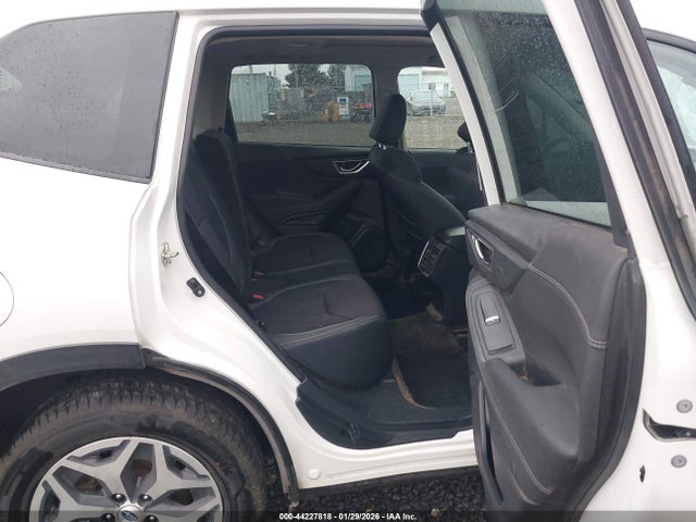 JF2SKAJC3LH534943 Subaru Forester Premium