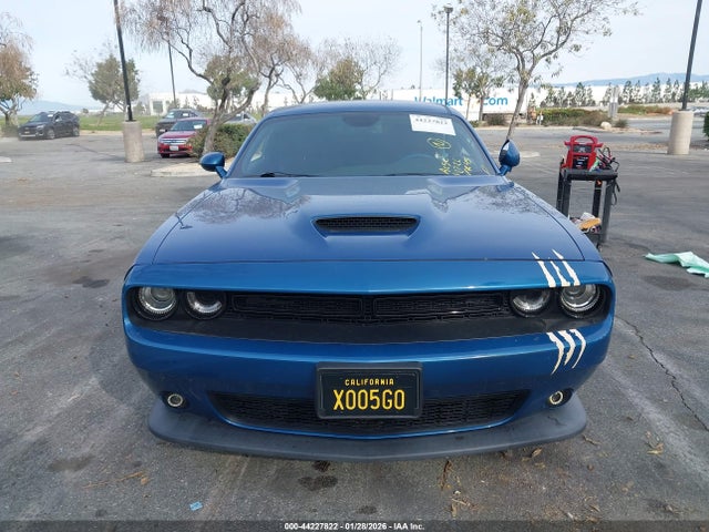 2C3CDZJG7LH235999 Dodge Challenger Gt