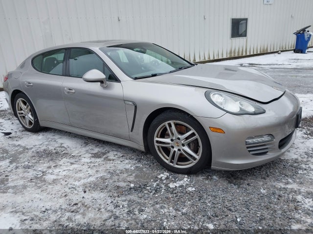 2012 PORSCHE PANAMERA WP0AA2A72CL014056
