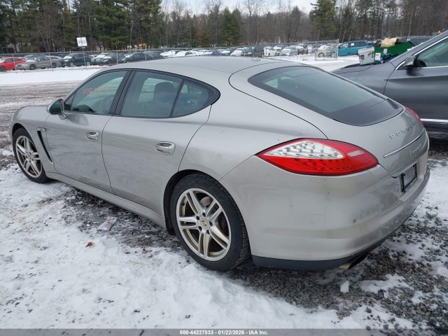 2012 PORSCHE PANAMERA WP0AA2A72CL014056 Photo 2