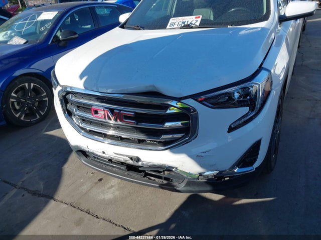 3GKALPEV2JL330983 GMC Terrain Slt
