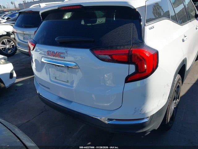 3GKALPEV2JL330983 GMC Terrain Slt