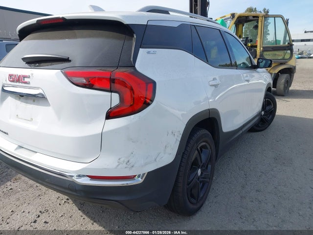 3GKALPEV2JL330983 GMC Terrain Slt