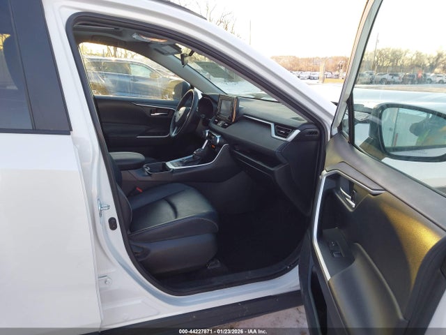 2021 TOYOTA RAV4 HYBRID 2T3B6RFV5MW022933 Photo 4