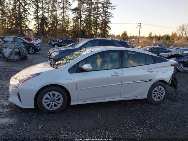 JTDKBRFU3G3520932 Toyota Prius Two