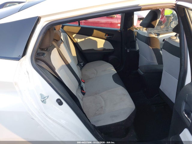 JTDKBRFU3G3520932 Toyota Prius Two