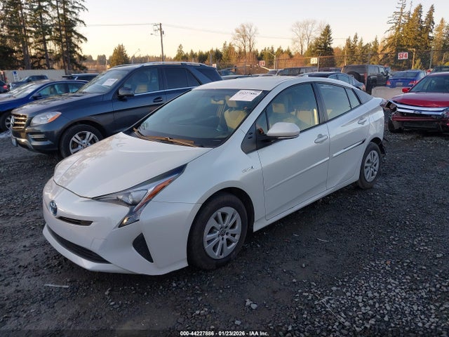 JTDKBRFU3G3520932 Toyota Prius Two