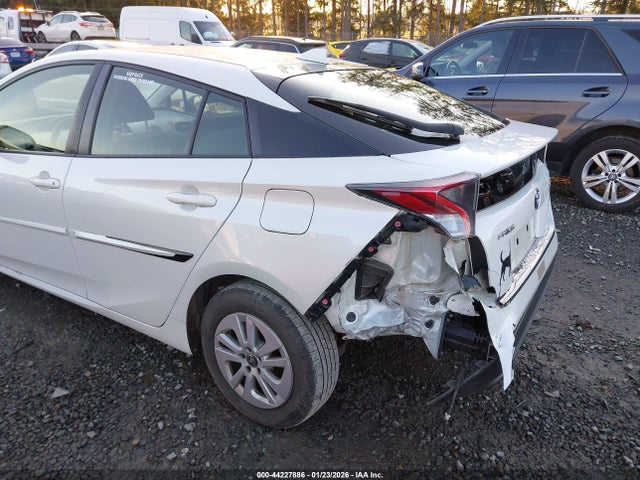JTDKBRFU3G3520932 Toyota Prius Two