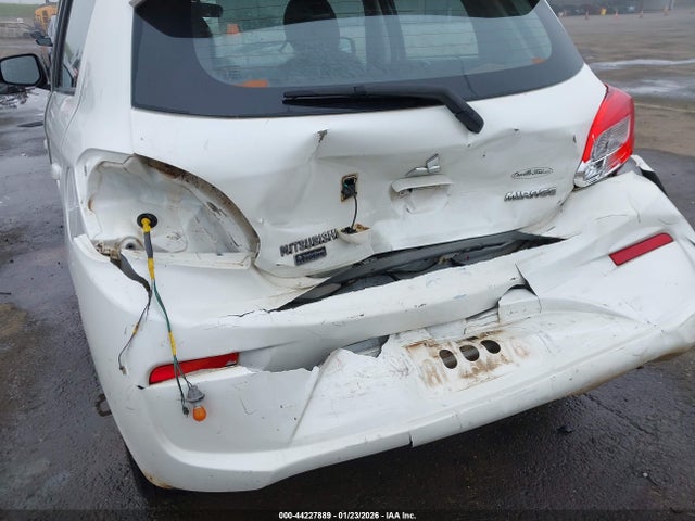 2019 MITSUBISHI MIRAGE ML32A3HJ7KH010729 Photo 5