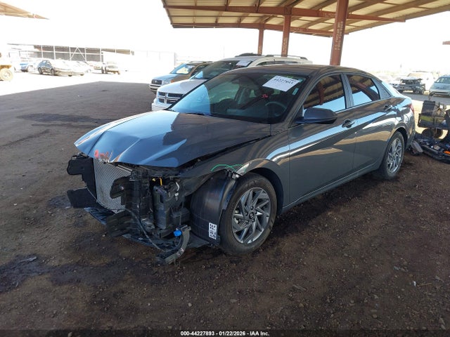 KMHLM4DG9RU804699 Hyundai ELANTRA SEL