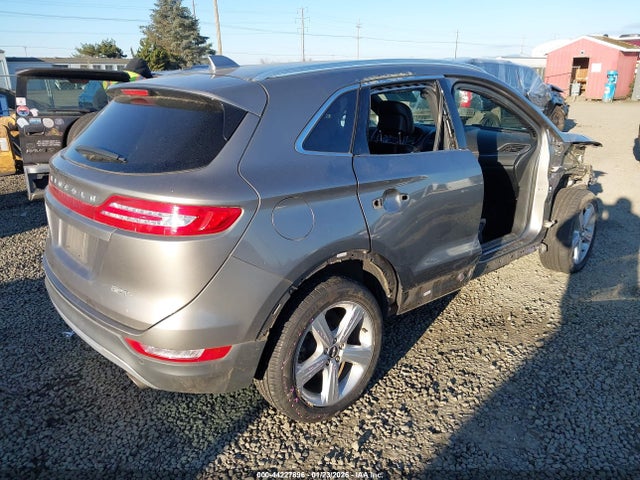 2017 LINCOLN MKC 5LMCJ1C93HUL16290 Photo 3