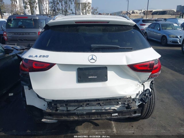 W1N4N4GB9MJ168620 Mercedes-Benz GLA 250