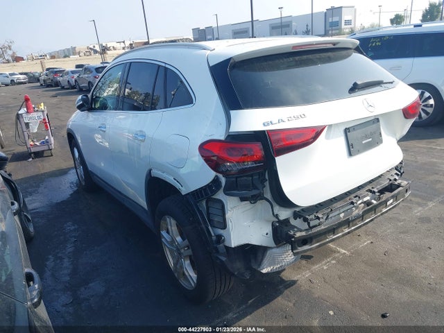 2021 MERCEDES-BENZ GLA 250 W1N4N4GB9MJ168620 Photo 2