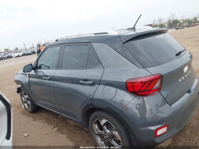 Hyundai Venue Limited 2024 KMHRC8A31RU315672 Image 14