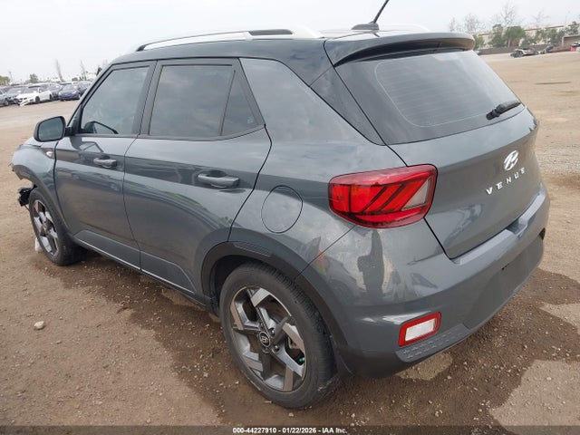 Hyundai Venue Limited 2024 KMHRC8A31RU315672 Image 3