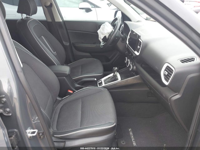 Hyundai Venue Limited 2024 KMHRC8A31RU315672 Image 5