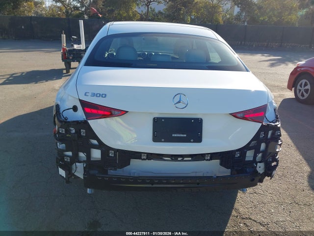 W1KAF4GB0SR276054 Mercedes-Benz C 300