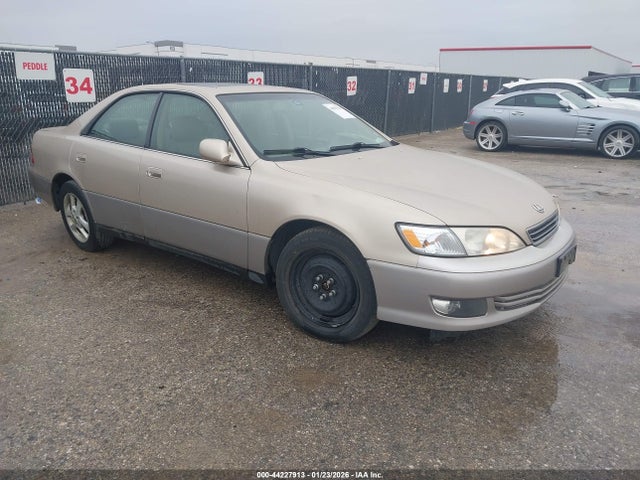 2001 LEXUS ES 300 JT8BF28G310338559
