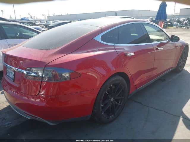 2014 TESLA MODEL S 5YJSA1H18EFP32586 Photo 3
