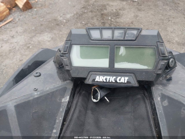 4UF19SNW8KT117340 Arctic Cat M8000 Ltd 162