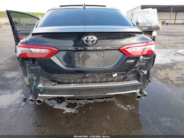 4T1B61HK5JU149030 Toyota CAMRY XSE