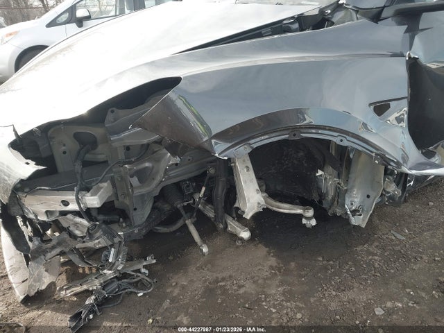 Продажа на аукционе авто 2024 Tesla Model Y Performance Dual Motor All-wheel Drive, vin: 7SAYGDEF1RA263082, номер лота: 44227987