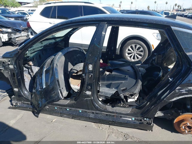 5XXGT4L30JG256268 KIA Optima Lx