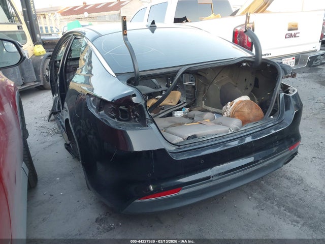 5XXGT4L30JG256268 KIA Optima Lx