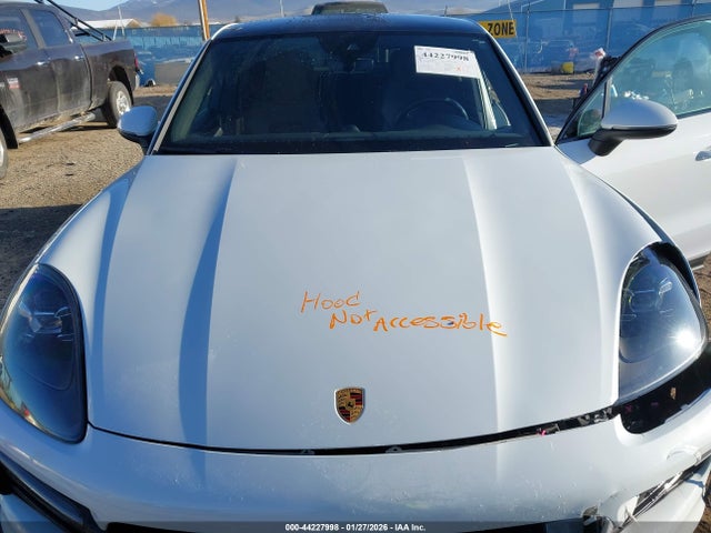 2022 PORSCHE CAYENNE COUPE WP1BB2AY2NDA52117 Photo 9