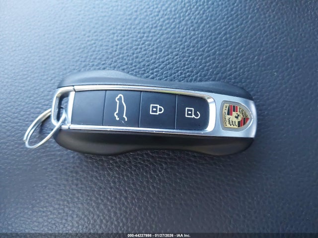 2022 PORSCHE CAYENNE COUPE WP1BB2AY2NDA52117 Photo 10