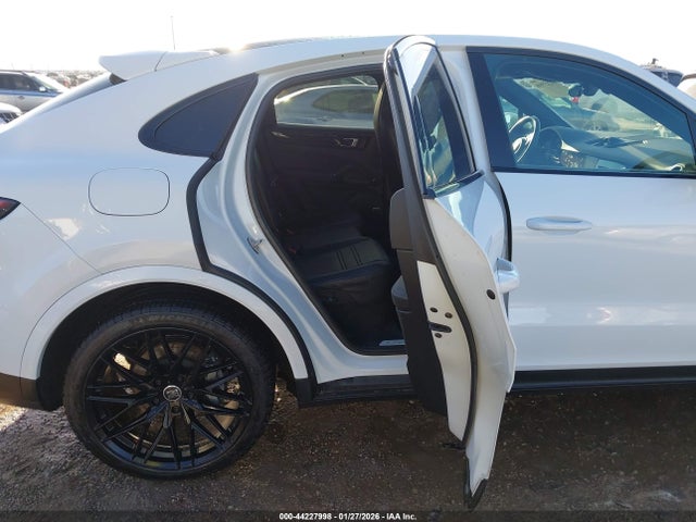 2022 PORSCHE CAYENNE COUPE WP1BB2AY2NDA52117 Photo 7