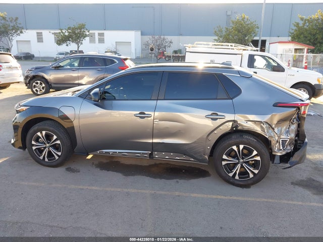 Toyota BZ4X XLE 2024 JTMABACA9RA053375 Image 15