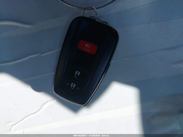 JTDKBRFU6H3053765 Toyota Prius Two