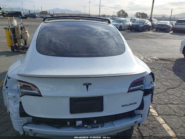 Aukcja sprzedaży 2023 Tesla Model 3 Performance Dual Motor All-wheel Drive, vin: 5YJ3E1EC8PF596543, numer aukcji: 44228019
