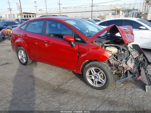 3FADP4BJ1JM135261 Ford FIESTA SE