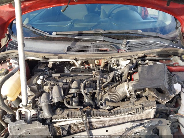 3FADP4BJ1JM135261 Ford FIESTA SE