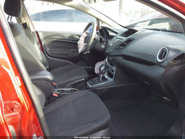 3FADP4BJ1JM135261 Ford FIESTA SE